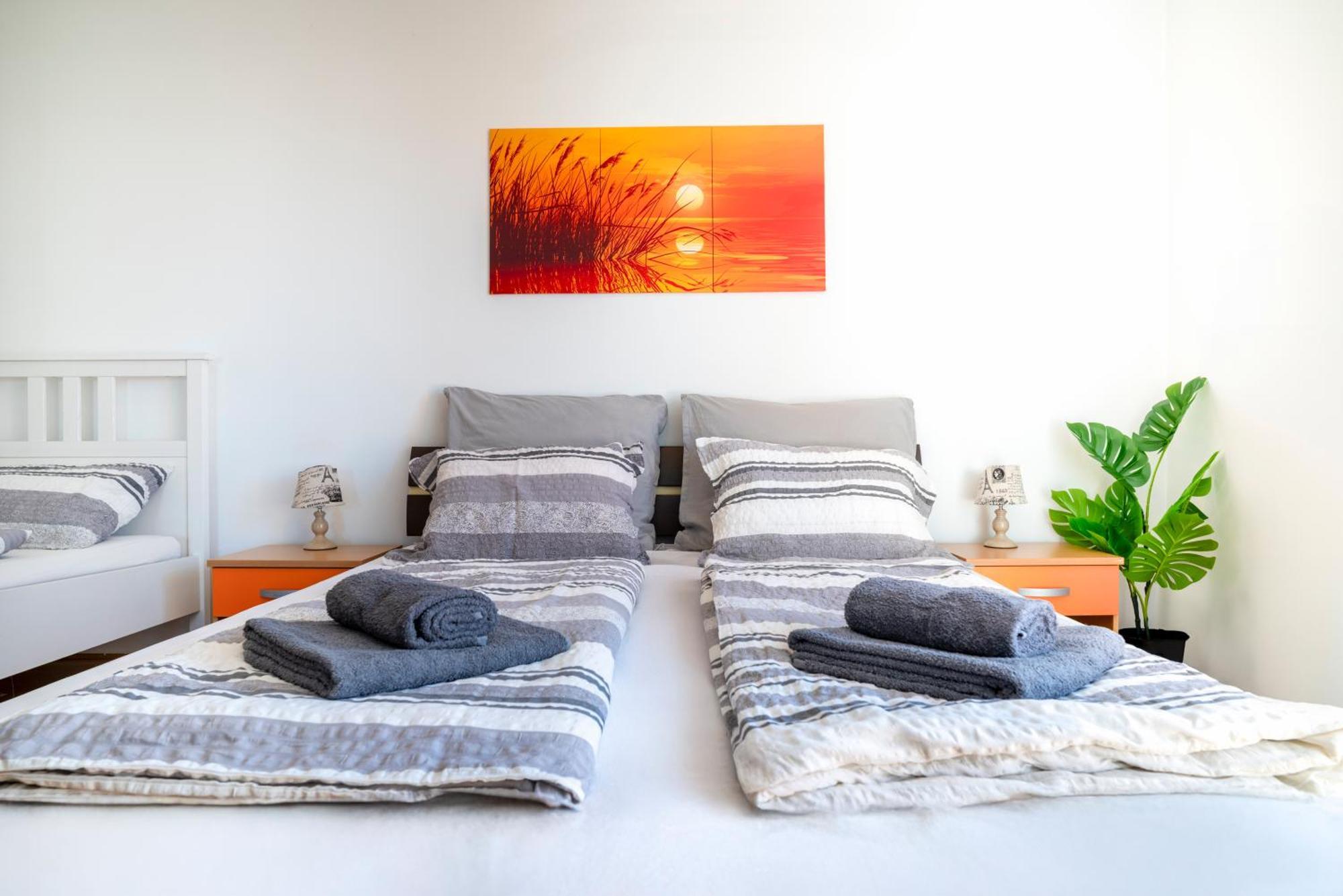 The Orange House Apartment Izola Exterior photo